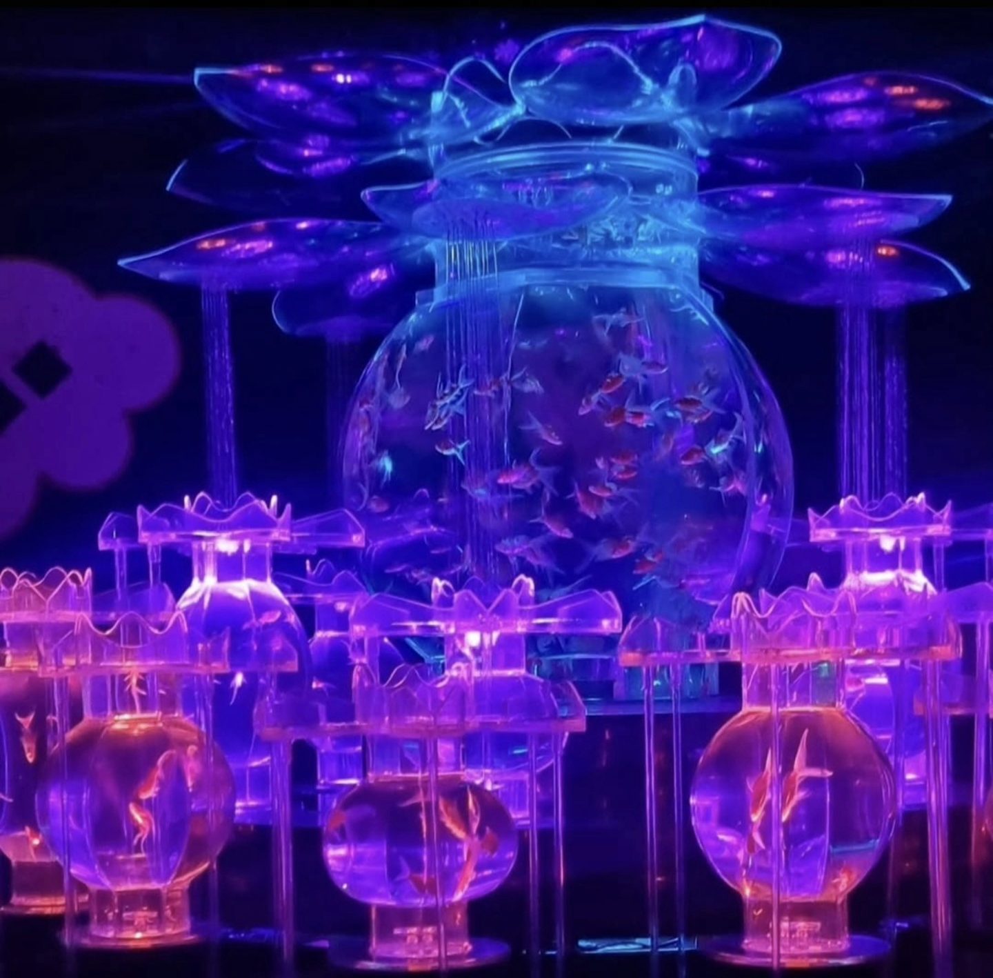 Art Aquarium Museum Ginza: Kunst, Licht und ein zwiespältiger Eindruck